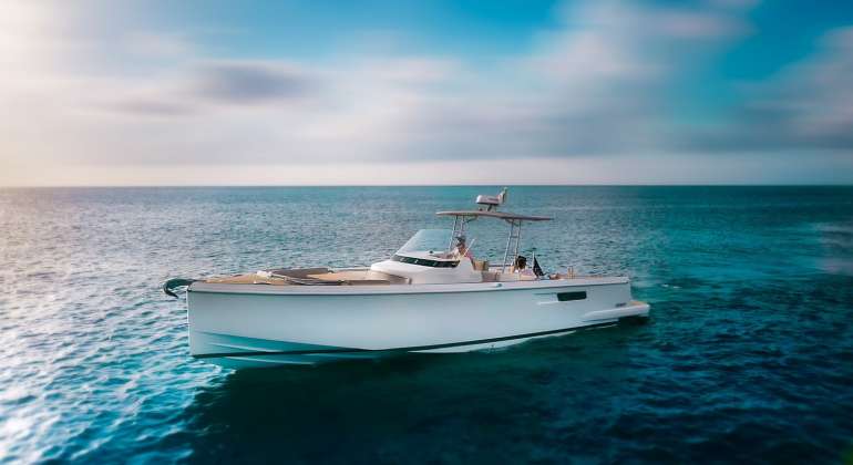 36 ft Fjord Luxury Yacht Cozumel – Private Charter Experience