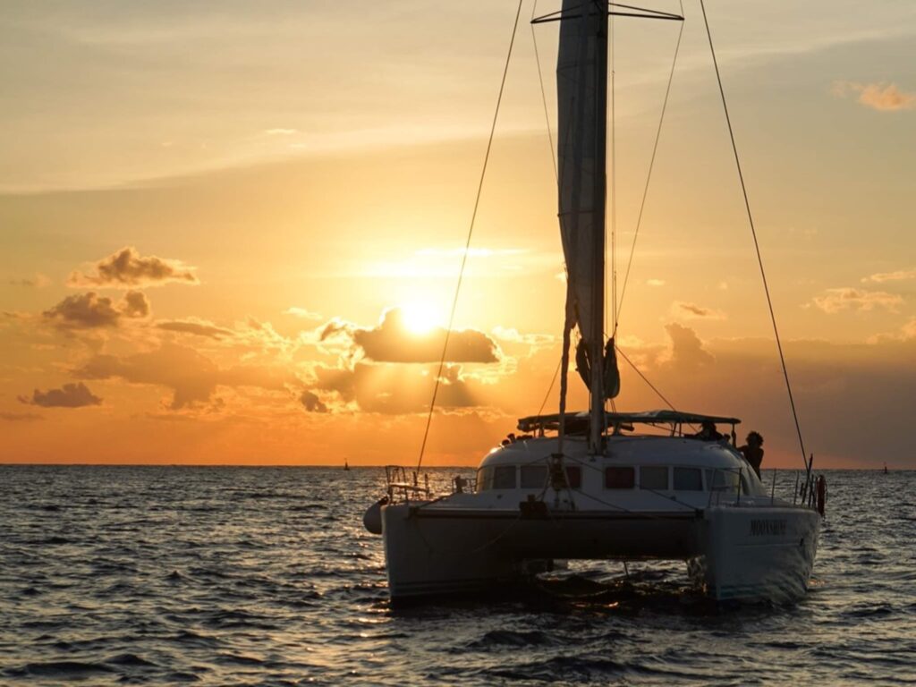 luxury-sunset-cruise-private Luxury Sunset Cruise Cozumel private yacht