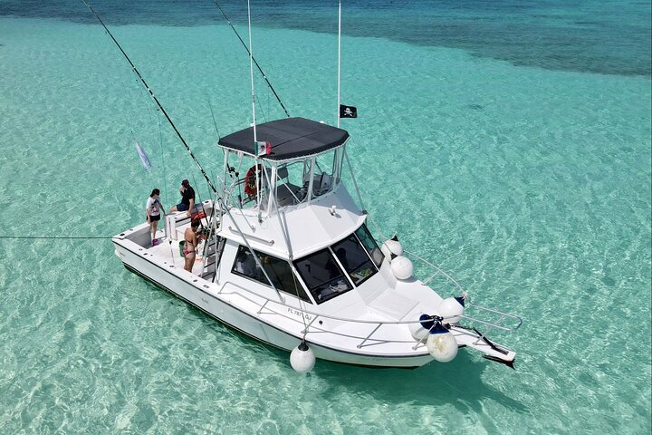 half day fishing charter Cozumel Hatteras boat