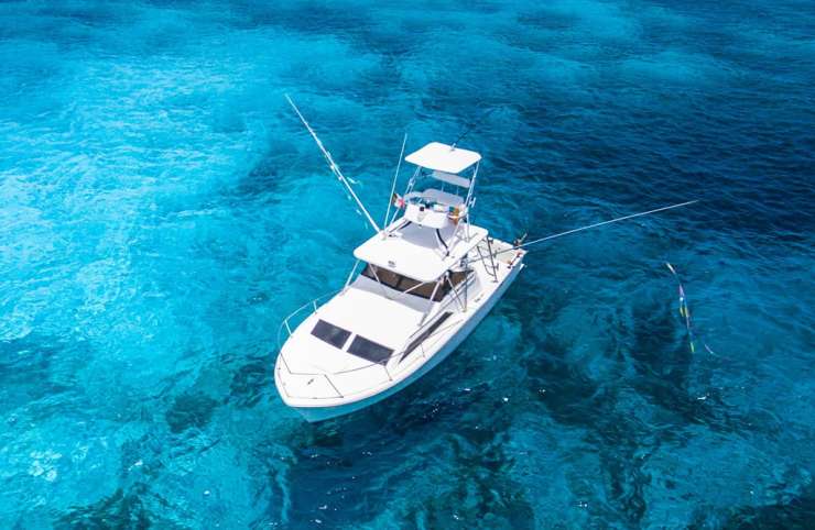 Krystal 30 Trojan deep sea fishing Cozumel charter boat
