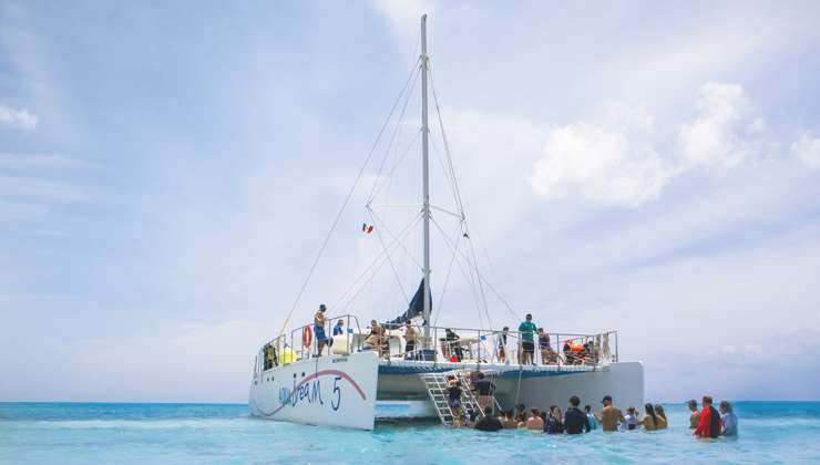 El Cielo Catamaran Snorkel Tour Cozumel & Kuza Beach Park