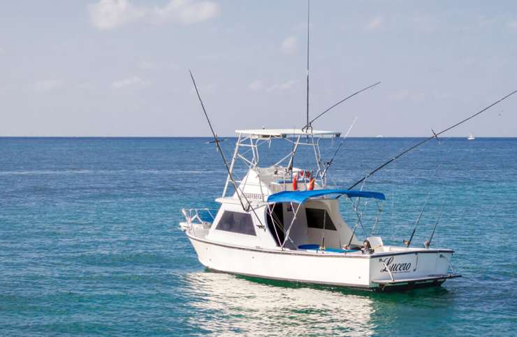 Lucero 35 Bertram deep sea fishing Cozumel charter boat